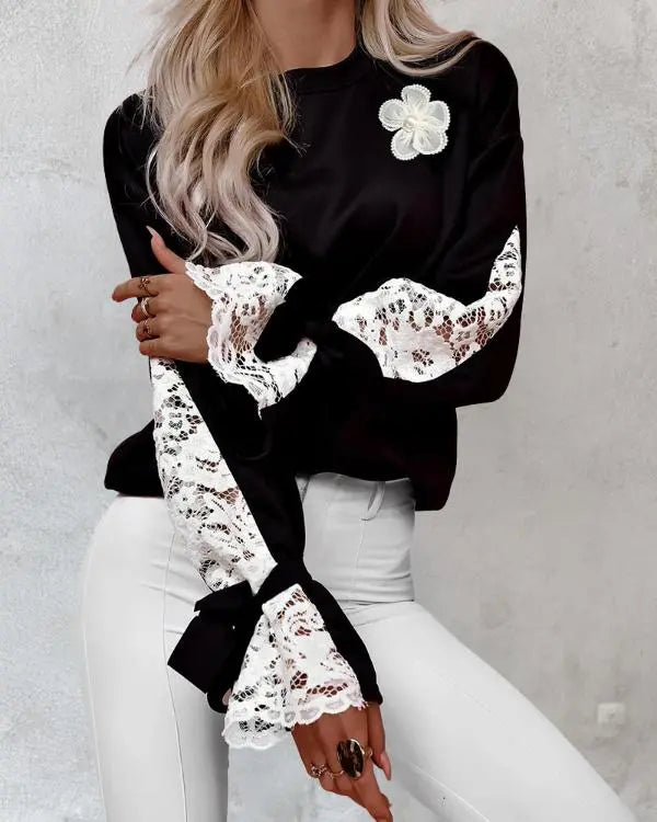Colorblock Floral Pattern Lace Patch Sweatshirt